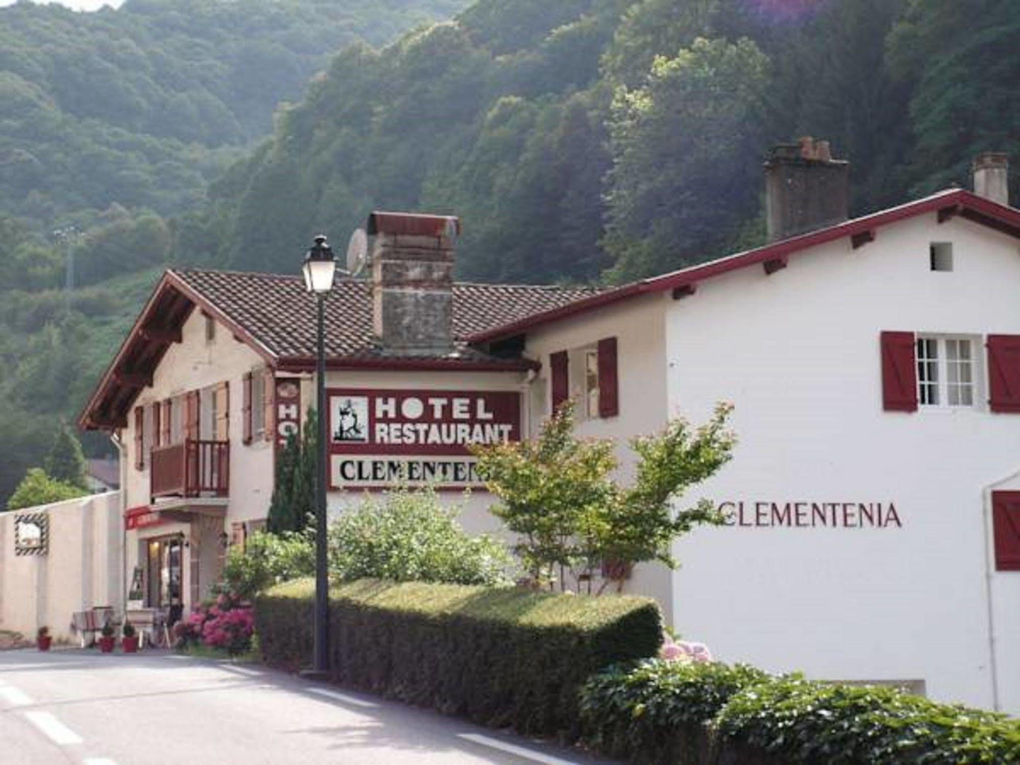 Hotel Le Clementenia Arnéguy Exteriér fotografie